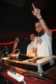 Kiss Morava live
