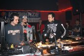 Kiss Morava live