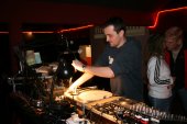 Kiss Morava live