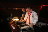 Kiss Morava live