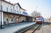 Železniční trať Mikulovice - Glucholazy - Jindřichov ve Slezku